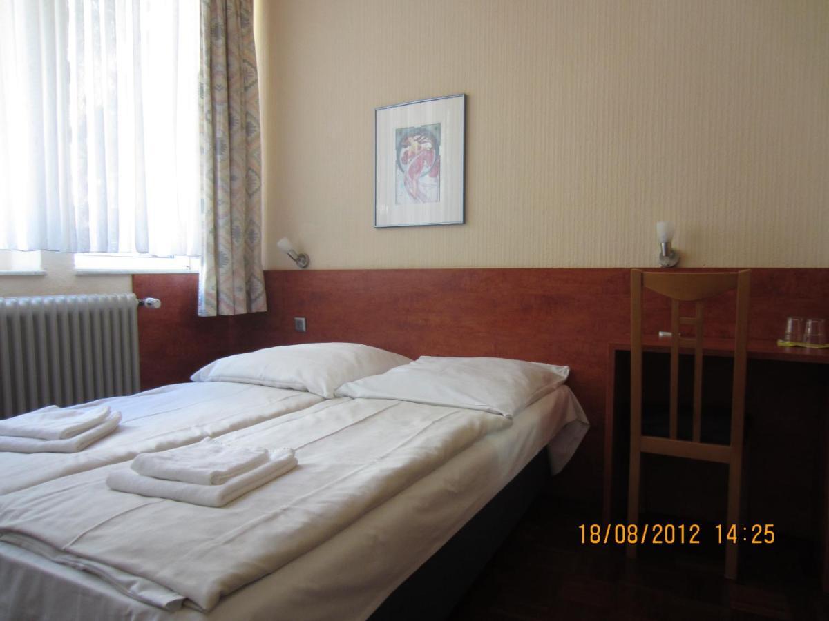 Hotel Altstadt Rheinblick 2*